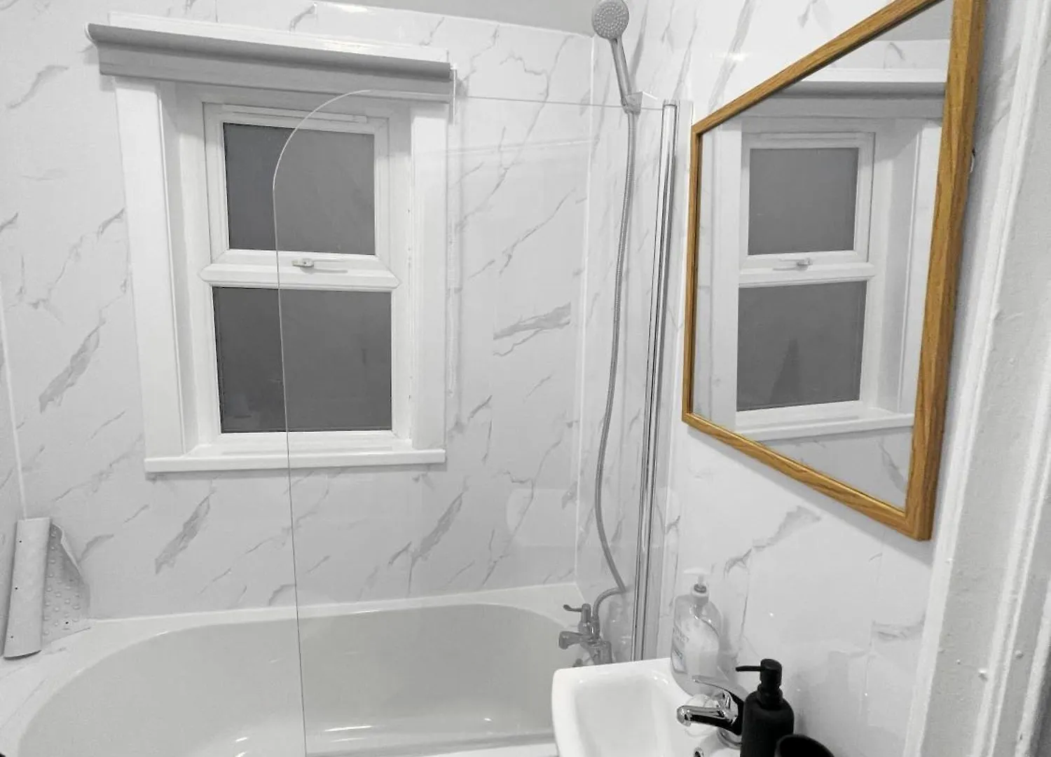 Feriehus City Centre 4 Bedroom Home At Hush Haven Homes Short Lets And Serviced Accommodation - Mkm Stadium, Royal Infirmary Hospital Kingston upon Hull